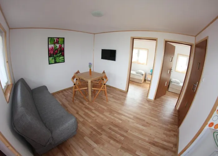 Rodzinna Kraina Chata *